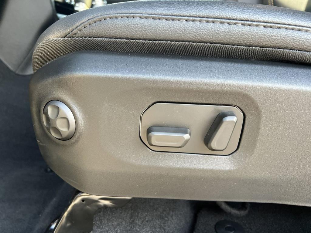 new 2026 Jeep Wrangler car, priced at $53,256