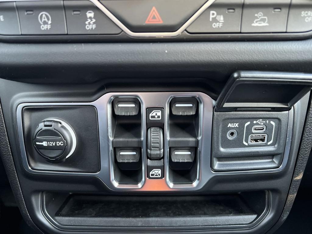 new 2026 Jeep Wrangler car, priced at $53,256