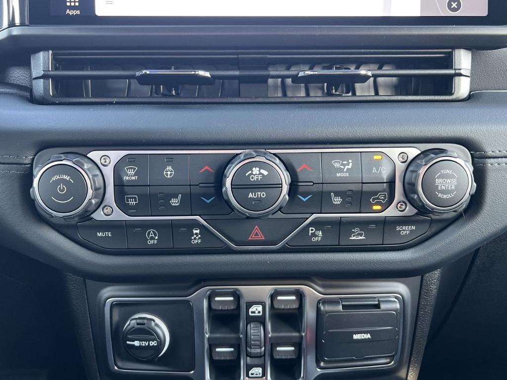 new 2026 Jeep Wrangler car, priced at $53,256