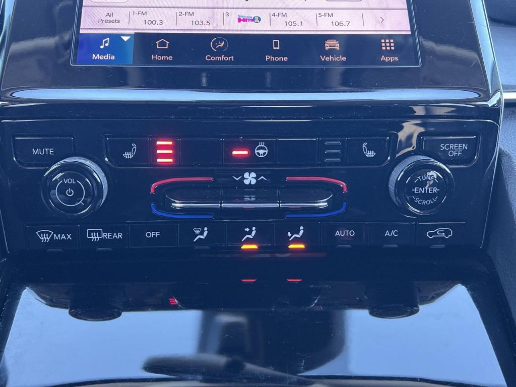 used 2021 Jeep Grand Cherokee L car, priced at $25,000