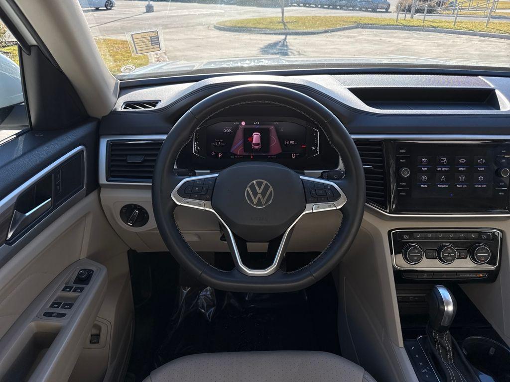 used 2021 Volkswagen Atlas car, priced at $21,500