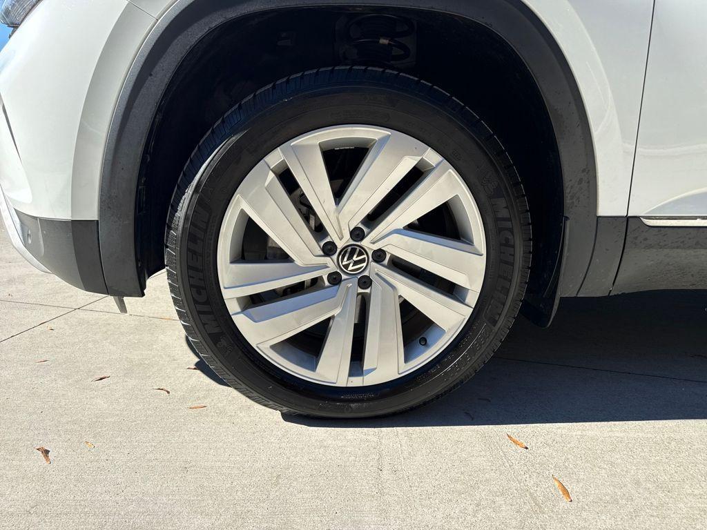 used 2021 Volkswagen Atlas car, priced at $21,500