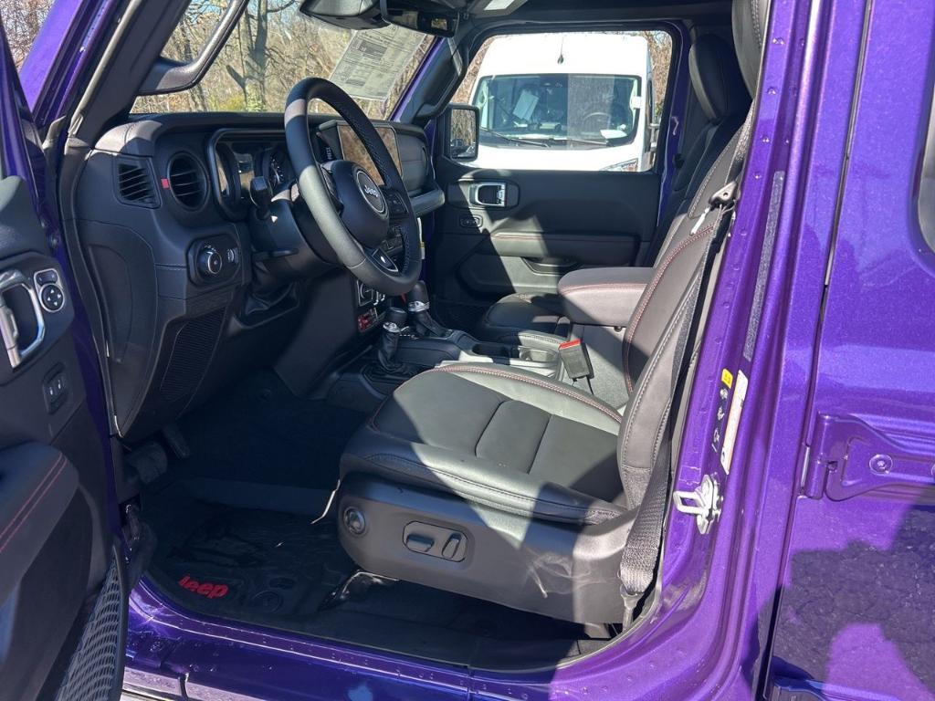 new 2026 Jeep Wrangler car, priced at $62,001