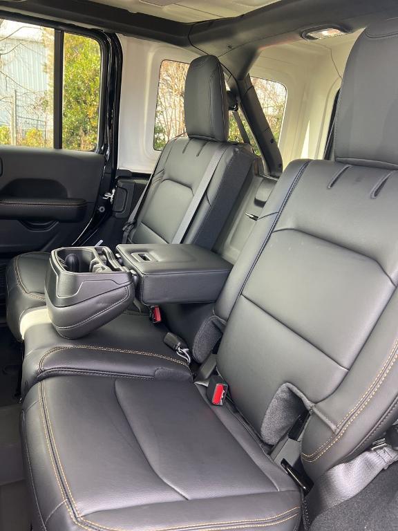 new 2026 Jeep Wrangler car, priced at $53,851