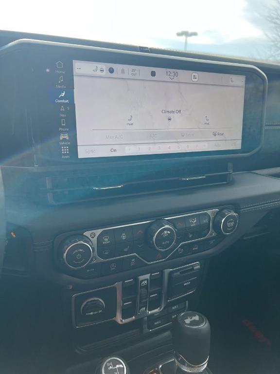 new 2026 Jeep Wrangler car, priced at $53,851