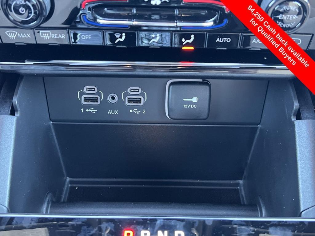 new 2025 Jeep Grand Cherokee car, priced at $41,604