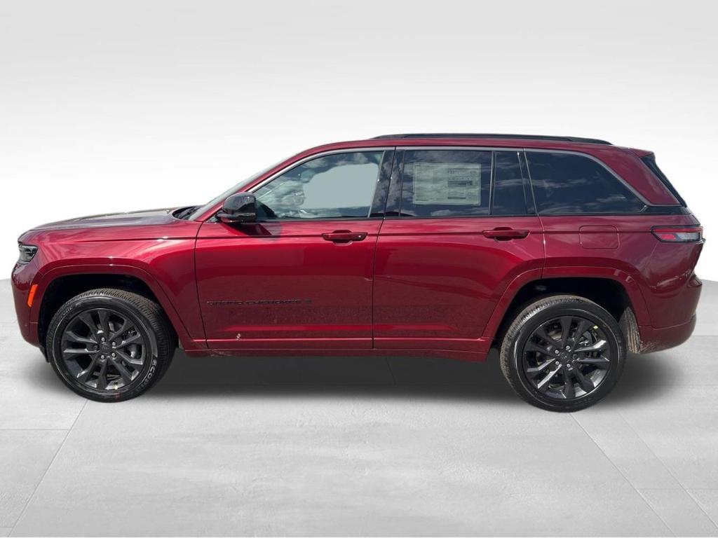 new 2026 Jeep Grand Cherokee car, priced at $50,056