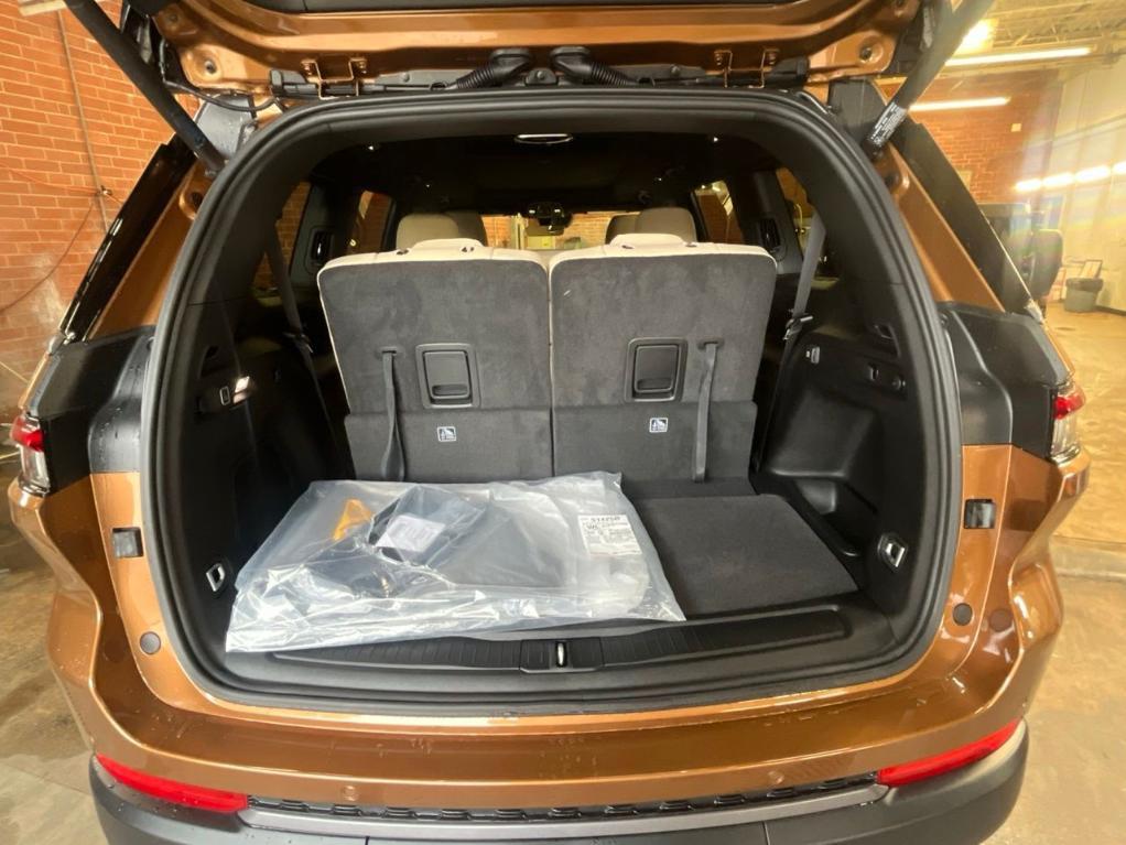 new 2026 Jeep Grand Cherokee L car, priced at $46,154