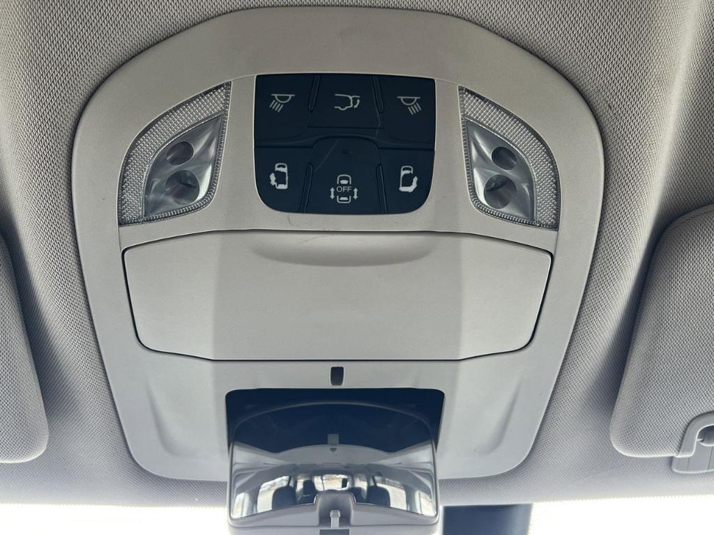 used 2018 Chrysler Pacifica car, priced at $9,800