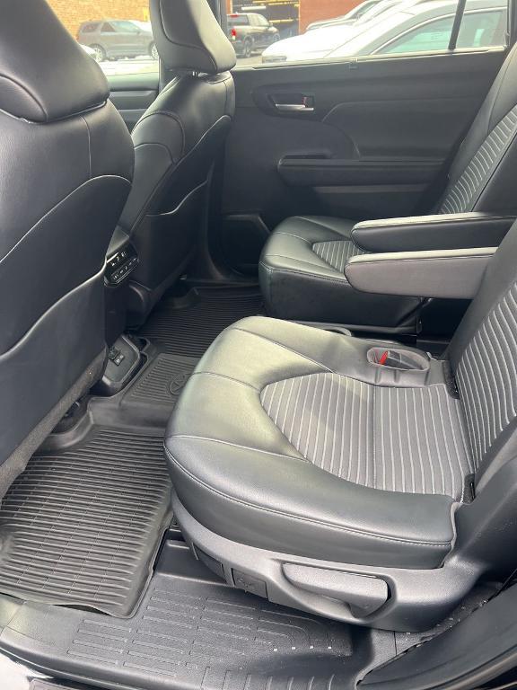 used 2023 Toyota Highlander car, priced at $38,000