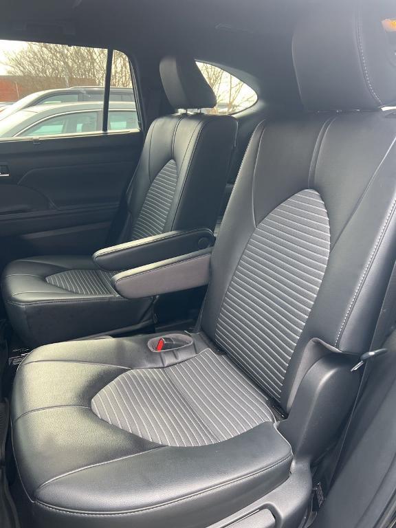 used 2023 Toyota Highlander car, priced at $38,000