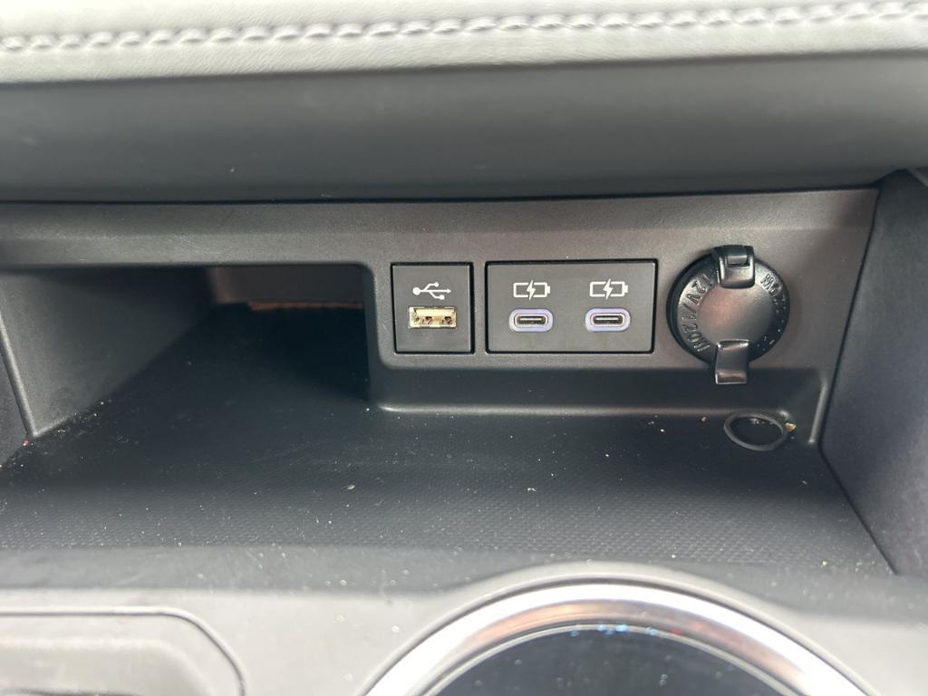 used 2023 Toyota Highlander car, priced at $36,200