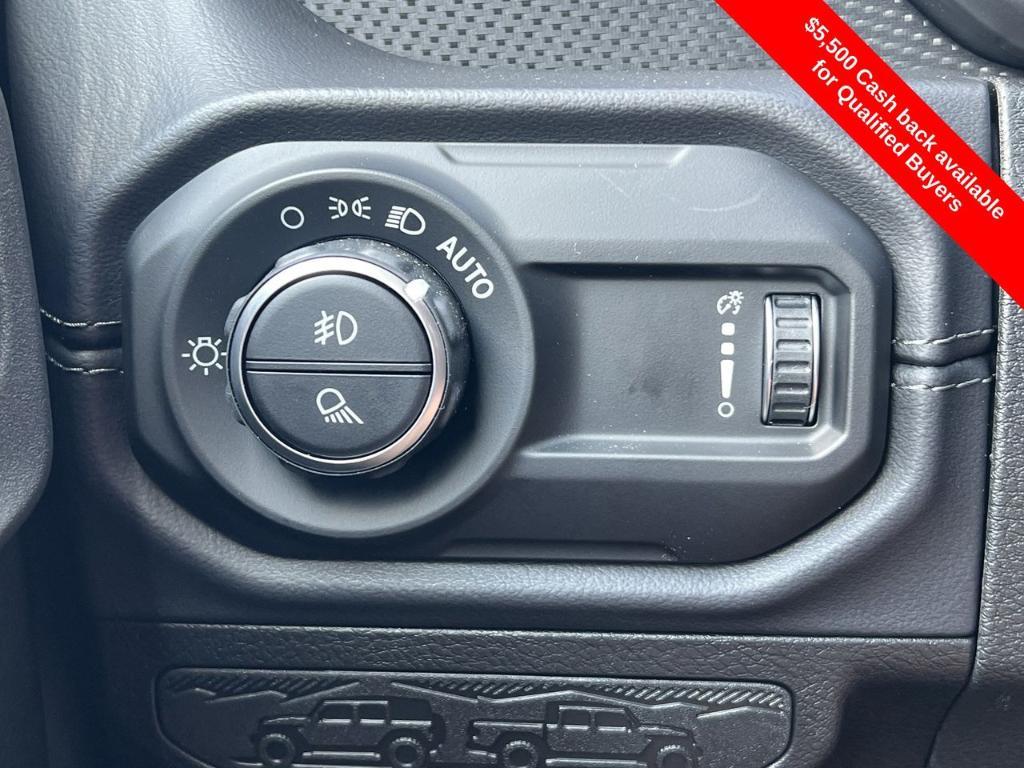 new 2025 Jeep Gladiator car, priced at $47,236