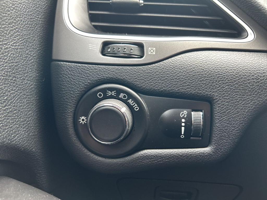 used 2020 Jeep Cherokee car, priced at $12,000