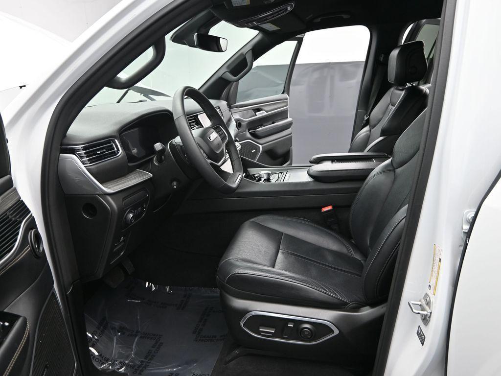 used 2024 Jeep Wagoneer L car, priced at $44,000