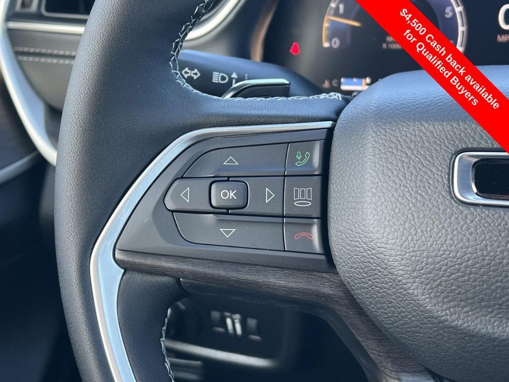 new 2025 Jeep Grand Cherokee L car, priced at $43,700