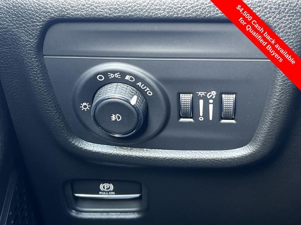 new 2025 Jeep Grand Cherokee L car, priced at $43,700