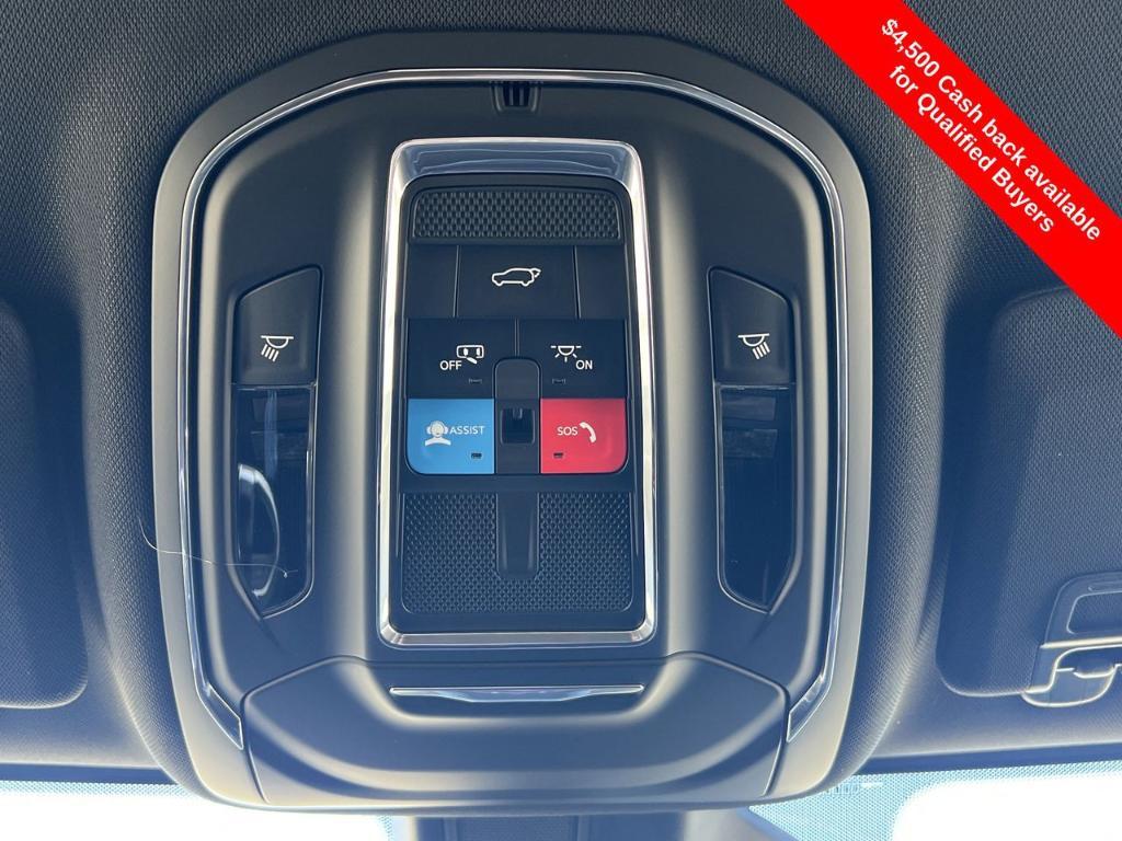 new 2025 Jeep Grand Cherokee L car, priced at $43,700