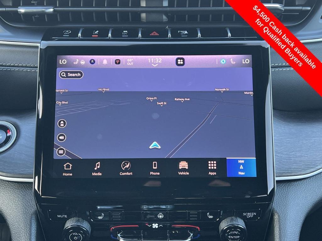 new 2025 Jeep Grand Cherokee L car, priced at $43,700