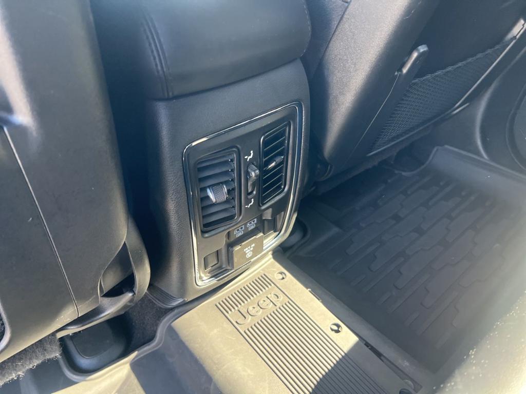 used 2021 Jeep Grand Cherokee car, priced at $21,999