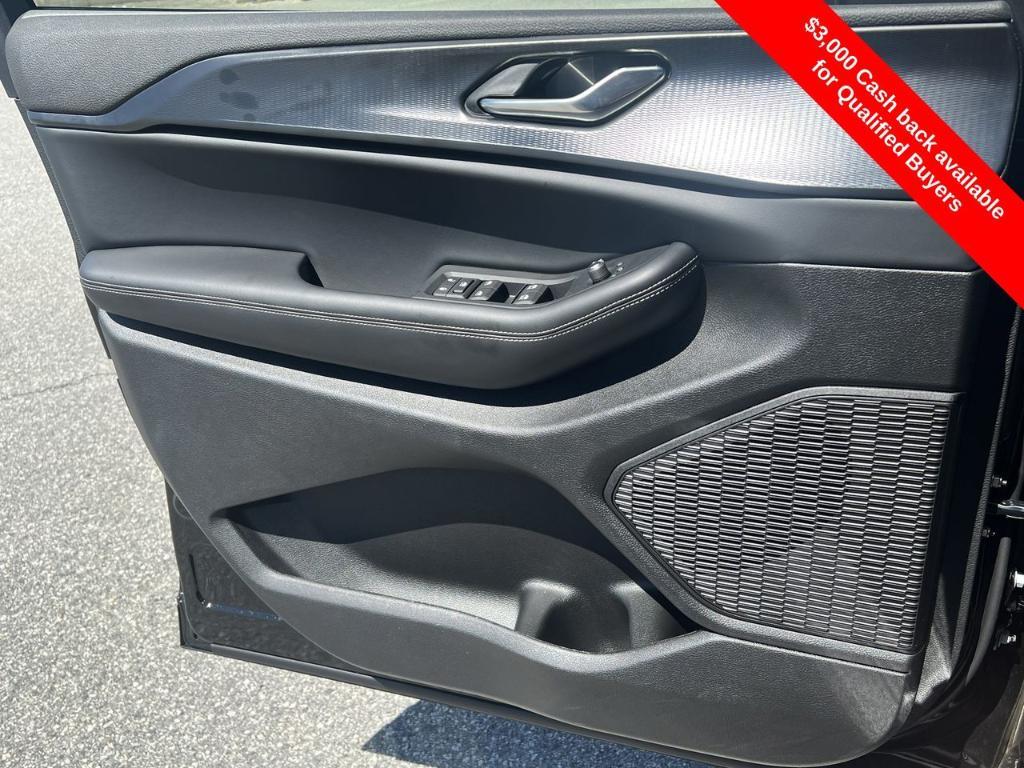 new 2025 Jeep Grand Cherokee L car, priced at $37,469