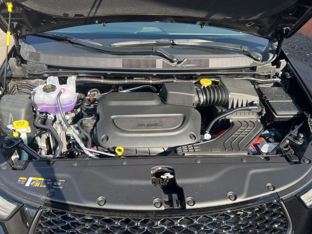 new 2026 Chrysler Pacifica car, priced at $48,427