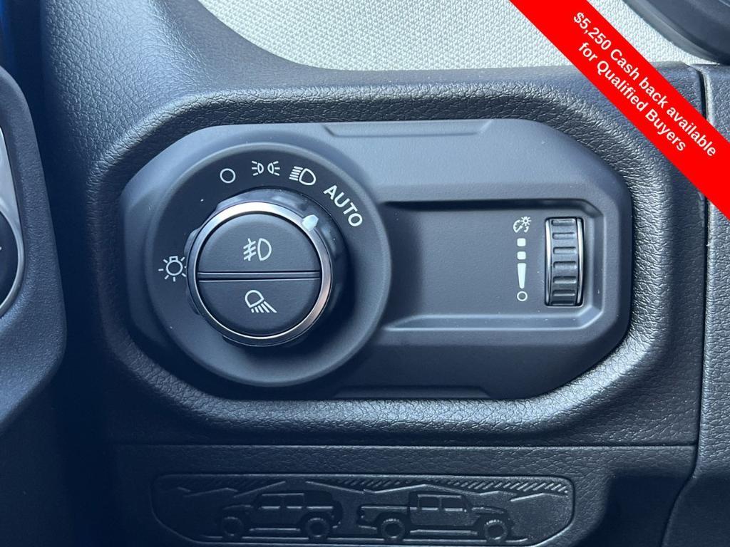 new 2025 Jeep Gladiator car, priced at $40,847