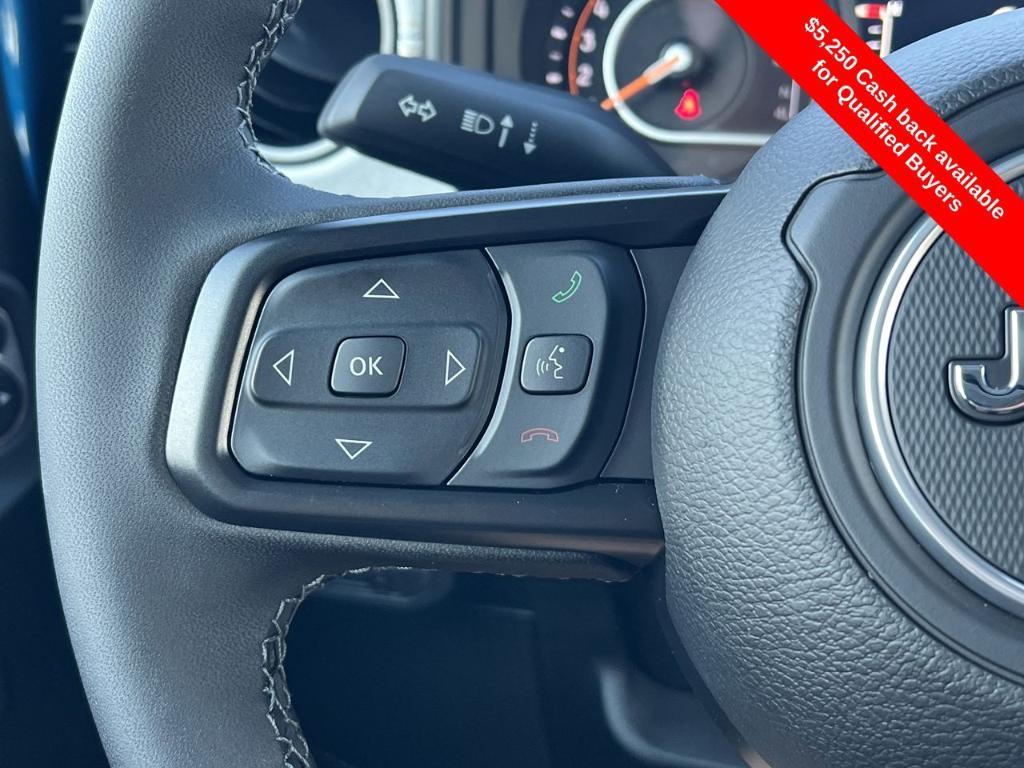 new 2025 Jeep Gladiator car, priced at $40,847