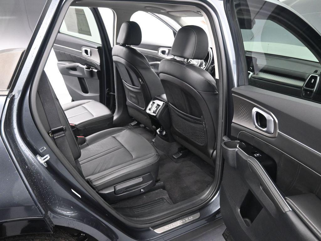 used 2022 Kia Sorento car, priced at $21,500