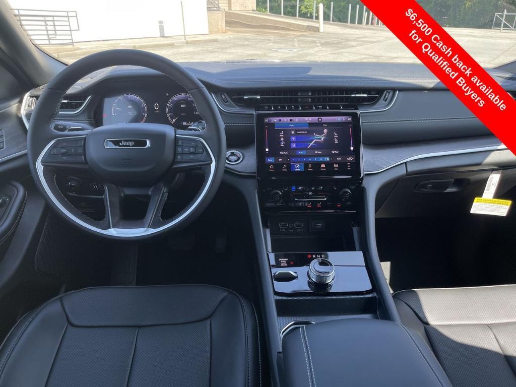 new 2025 Jeep Grand Cherokee L car, priced at $46,270