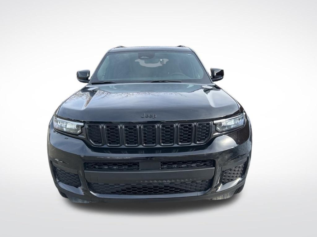 used 2024 Jeep Grand Cherokee L car, priced at $28,000