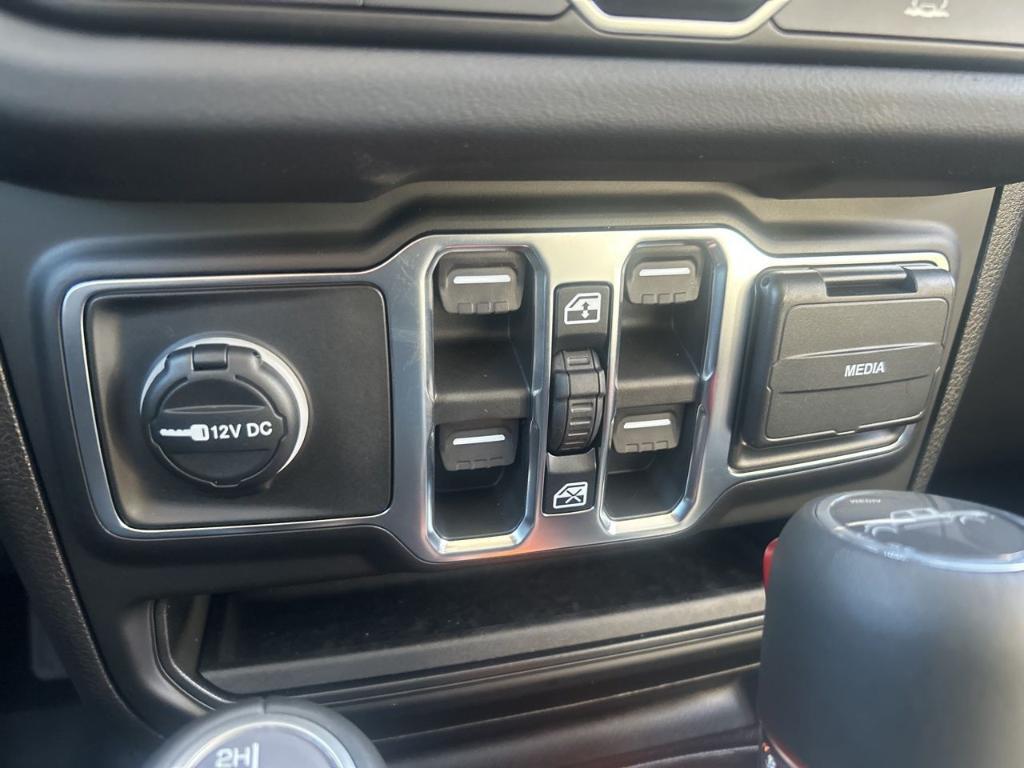 new 2026 Jeep Gladiator car, priced at $46,363