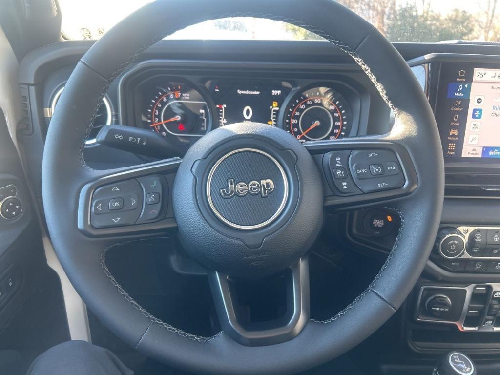 new 2026 Jeep Gladiator car, priced at $46,363