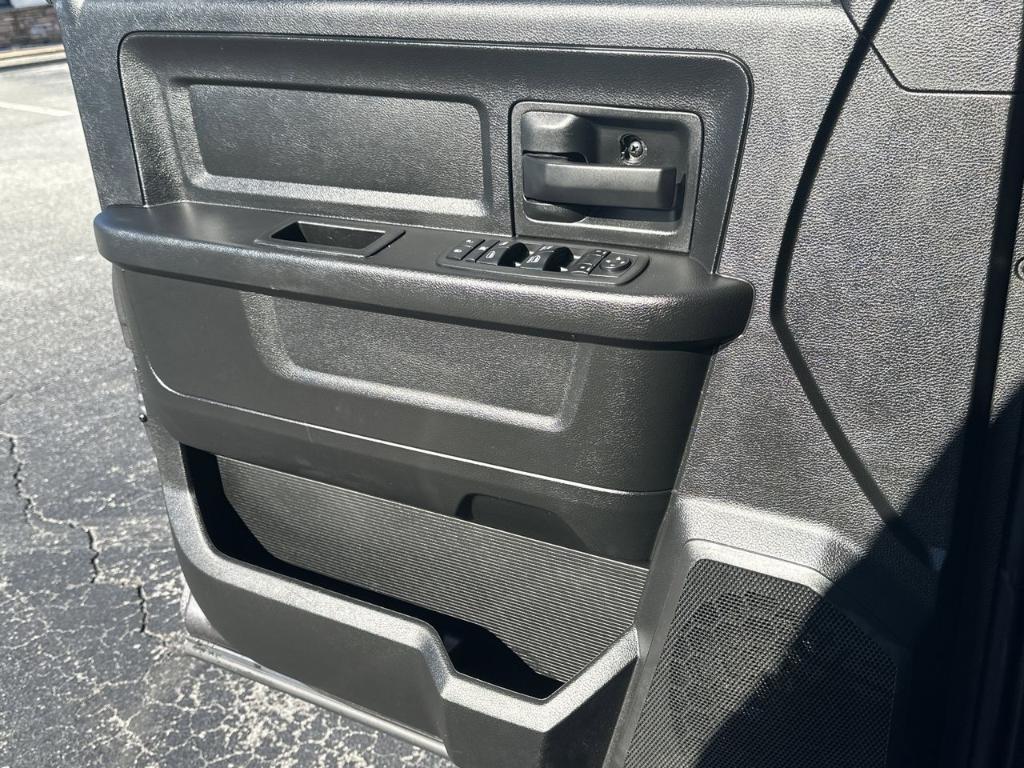 used 2019 Ram 1500 Classic car, priced at $23,800