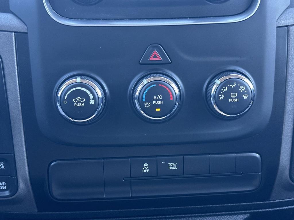 used 2019 Ram 1500 Classic car, priced at $23,800