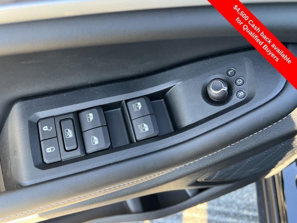 new 2025 Jeep Grand Cherokee L car, priced at $46,757