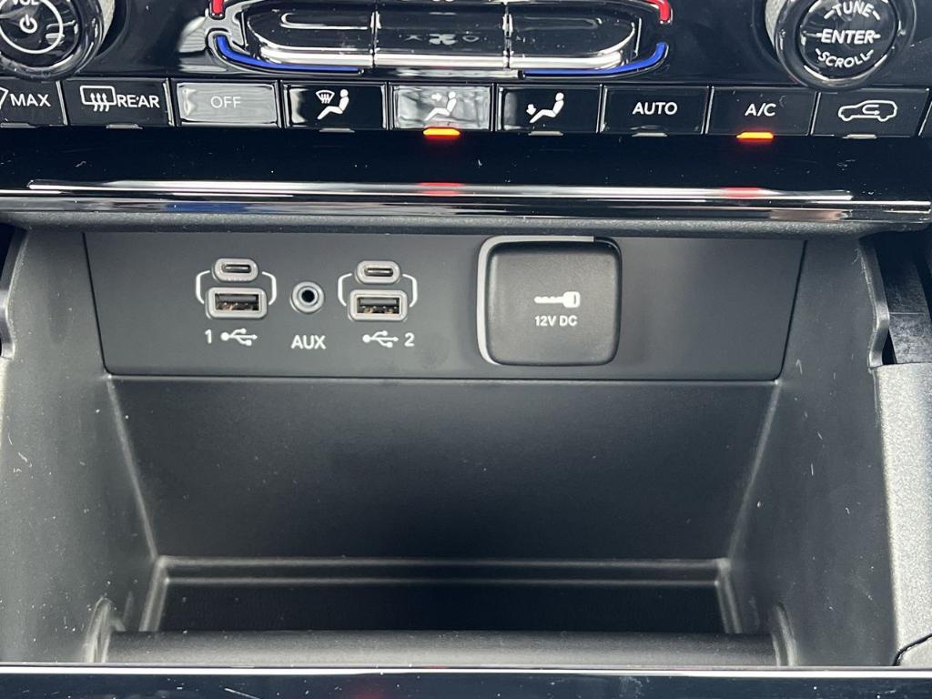 new 2025 Jeep Grand Cherokee L car, priced at $44,757