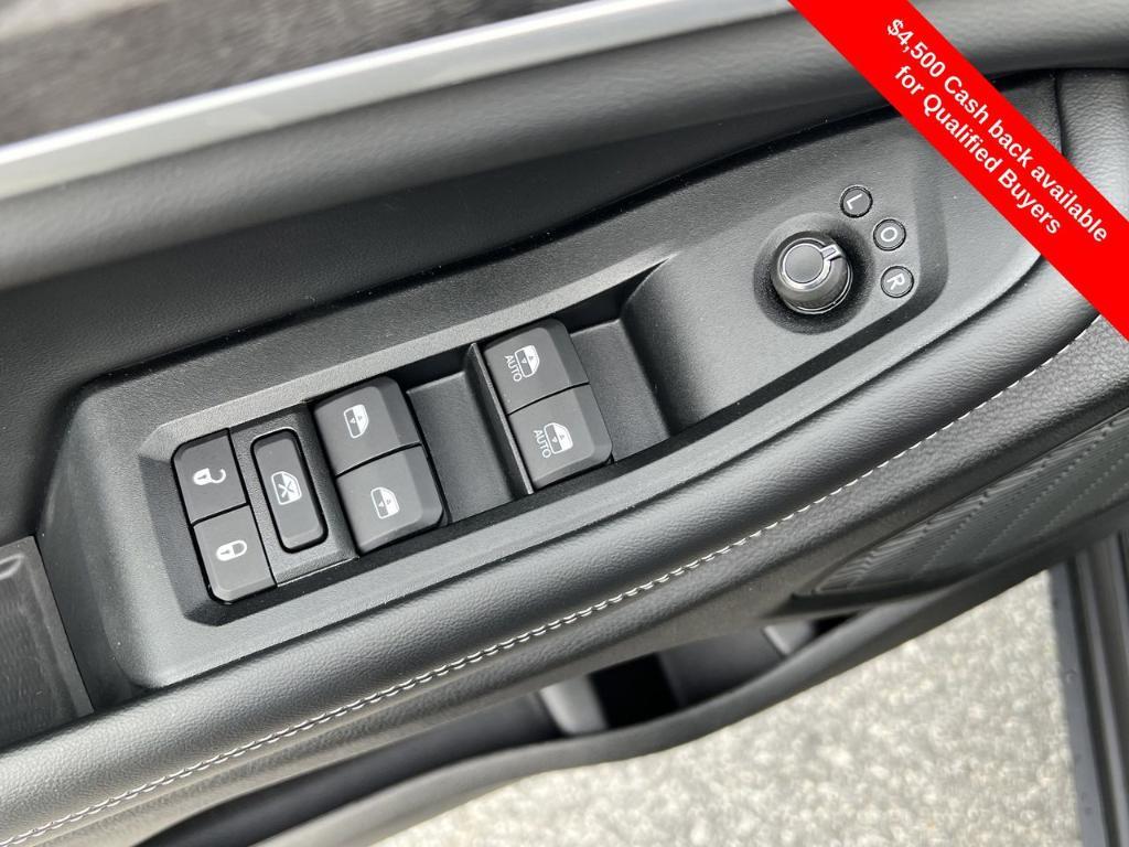 new 2025 Jeep Grand Cherokee L car, priced at $46,757