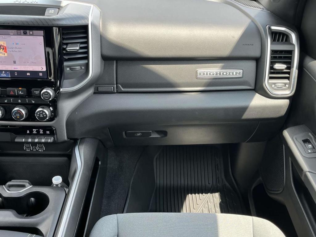 new 2025 Ram 1500 car