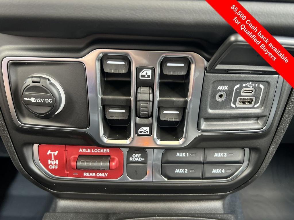 new 2025 Jeep Gladiator car, priced at $48,464