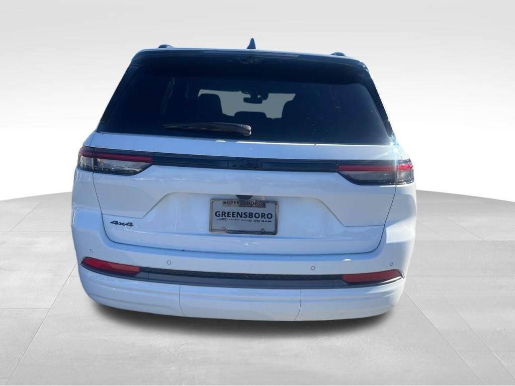 new 2026 Jeep Grand Cherokee car, priced at $50,056