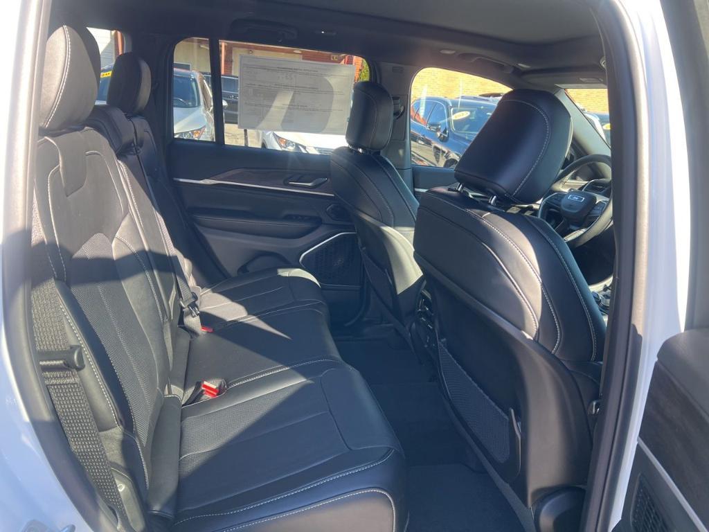 new 2026 Jeep Grand Cherokee car, priced at $50,056