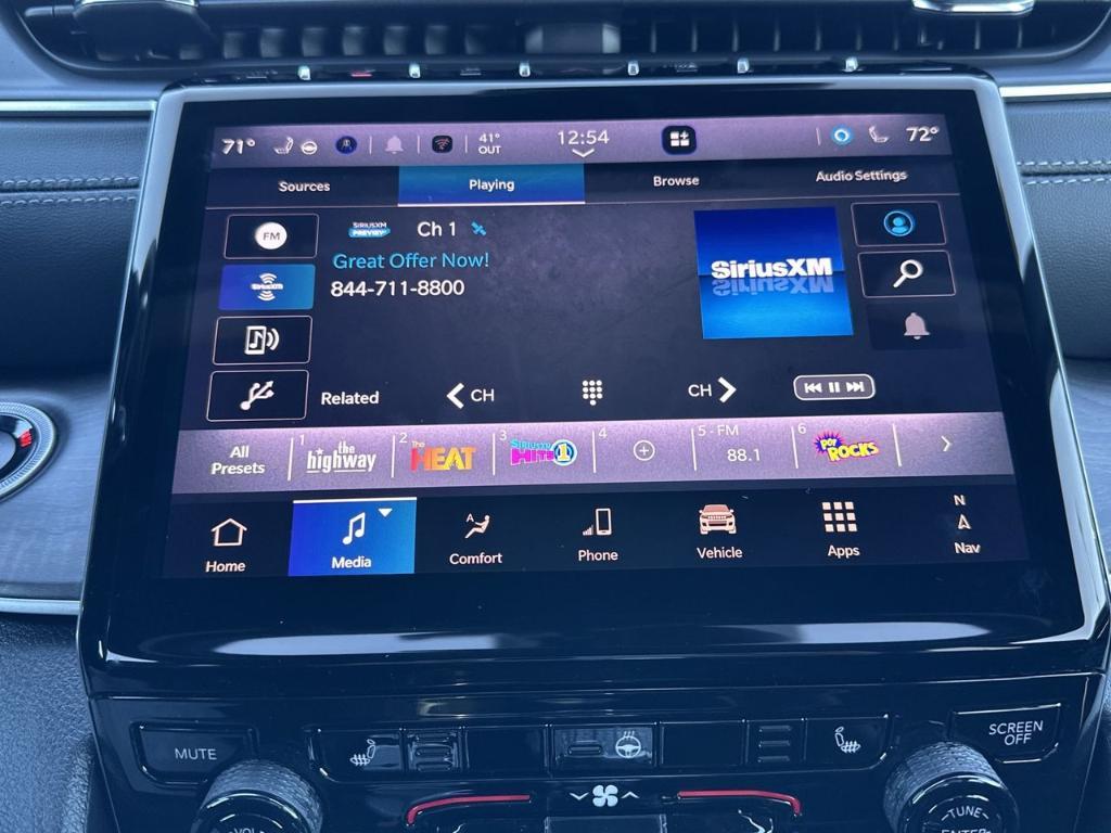 new 2025 Jeep Grand Cherokee car, priced at $43,541