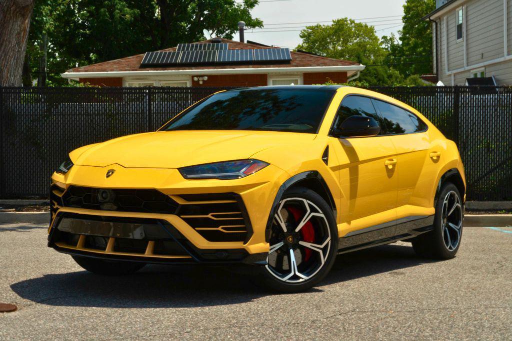 used 2021 Lamborghini Urus car, priced at $209,999