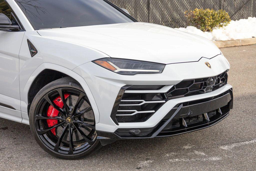 used 2022 Lamborghini Urus car, priced at $204,999