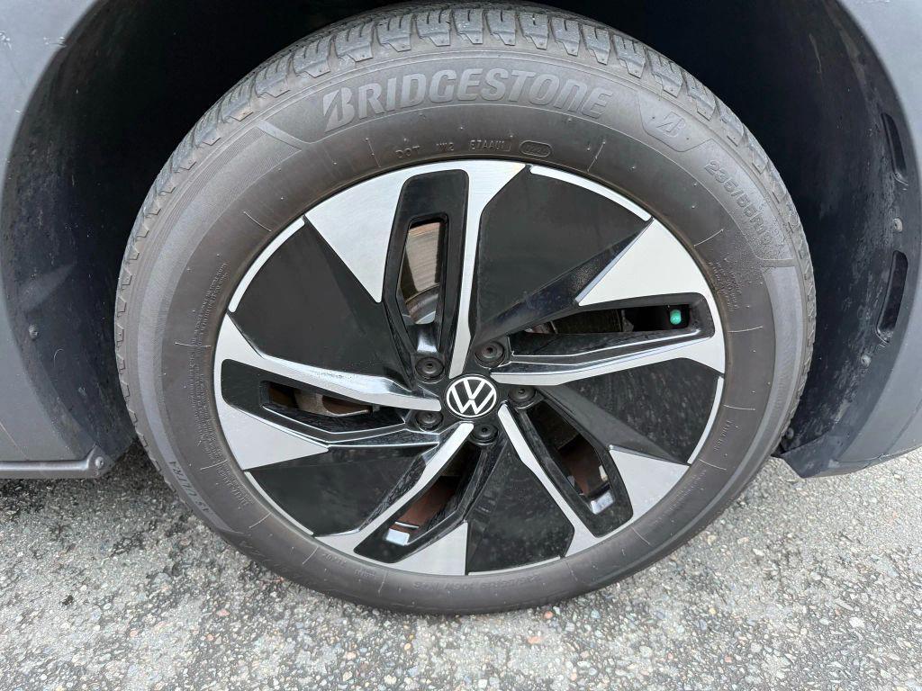 used 2022 Volkswagen ID.4 car, priced at $16,480