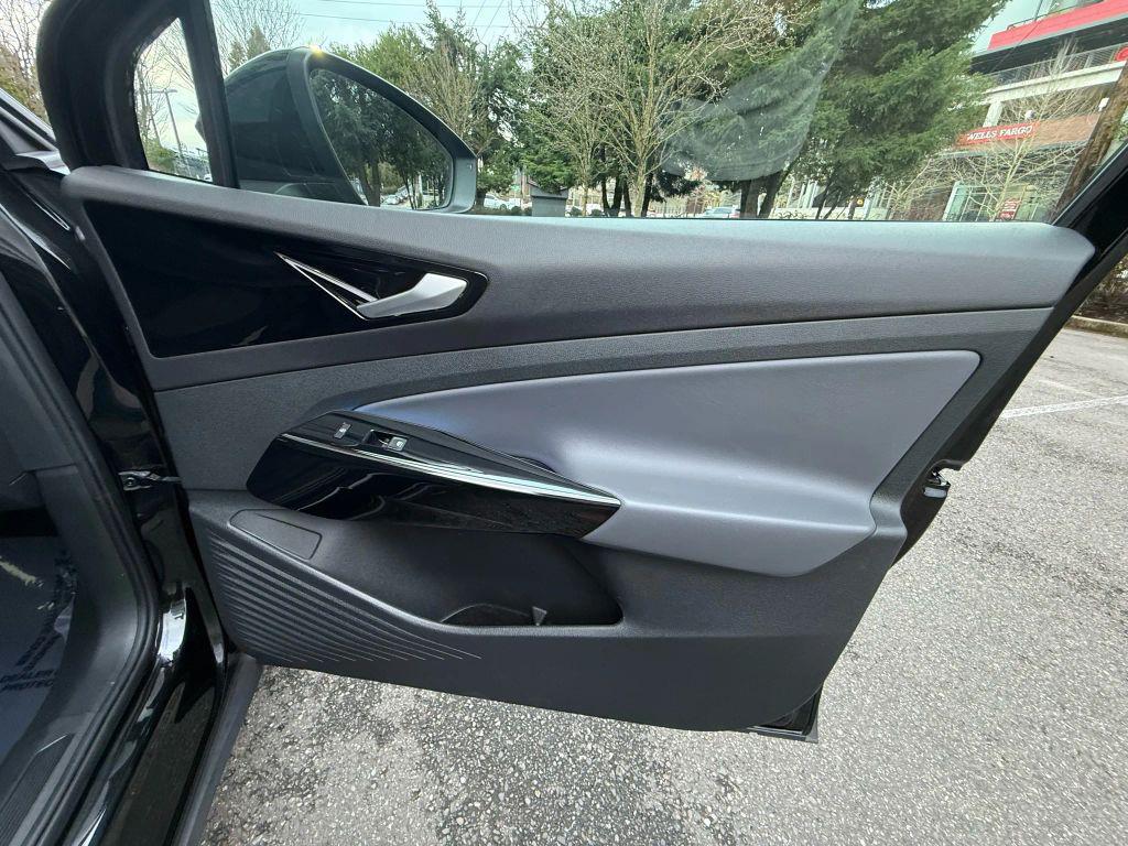 used 2022 Volkswagen ID.4 car, priced at $16,480