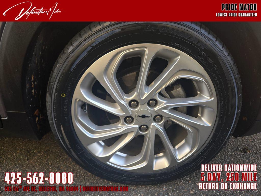 used 2022 Chevrolet Bolt EUV car, priced at $17,990