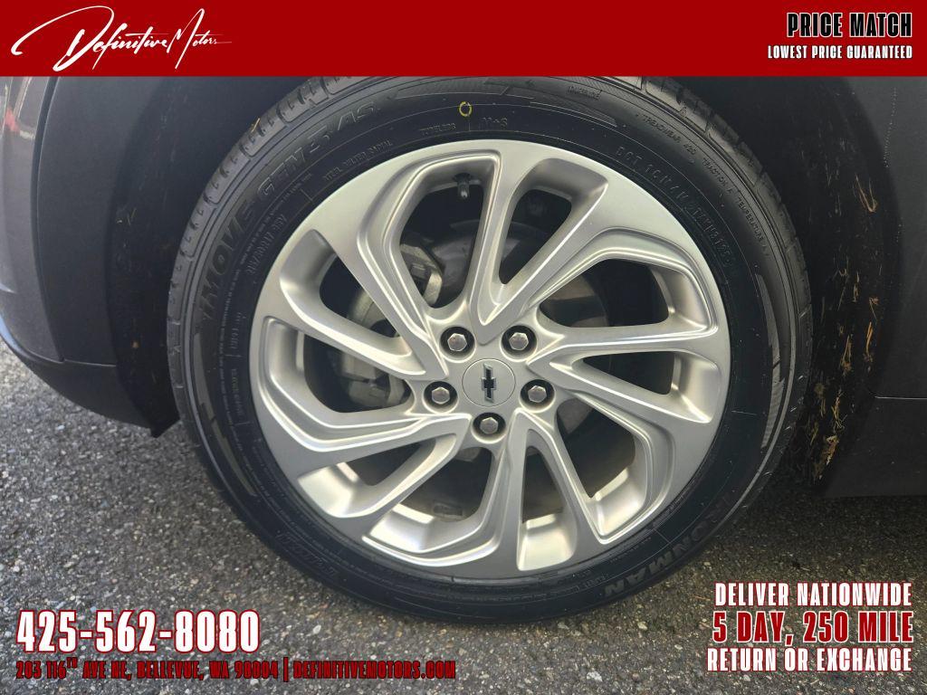 used 2022 Chevrolet Bolt EUV car, priced at $17,990