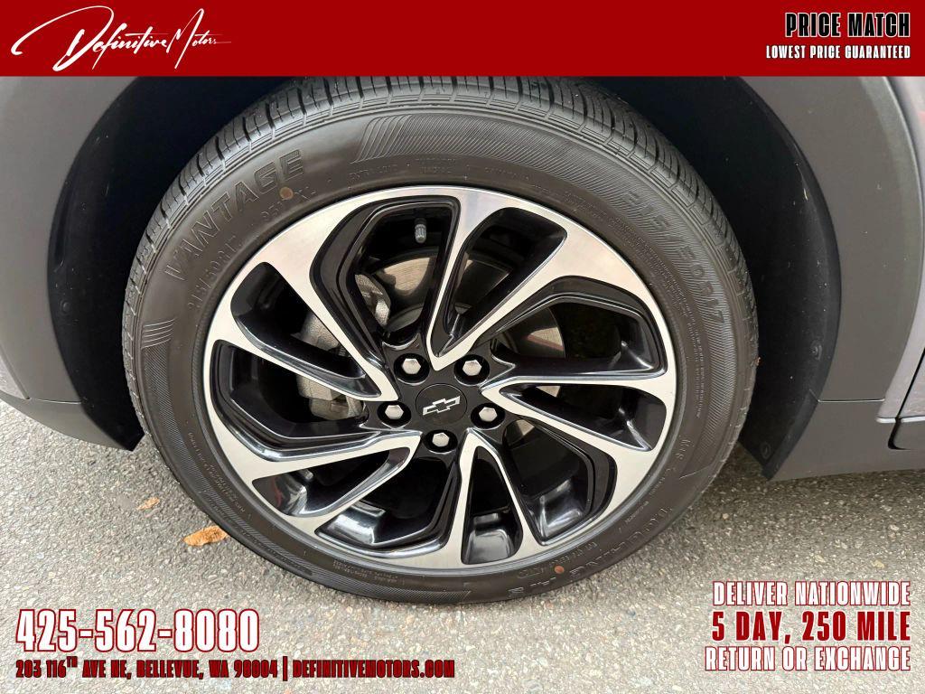 used 2022 Chevrolet Bolt EUV car, priced at $17,990